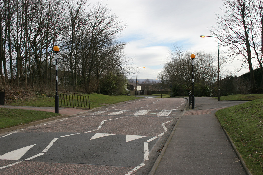 Carmondeans Crossing harburn avenue. boneytongue Flickr