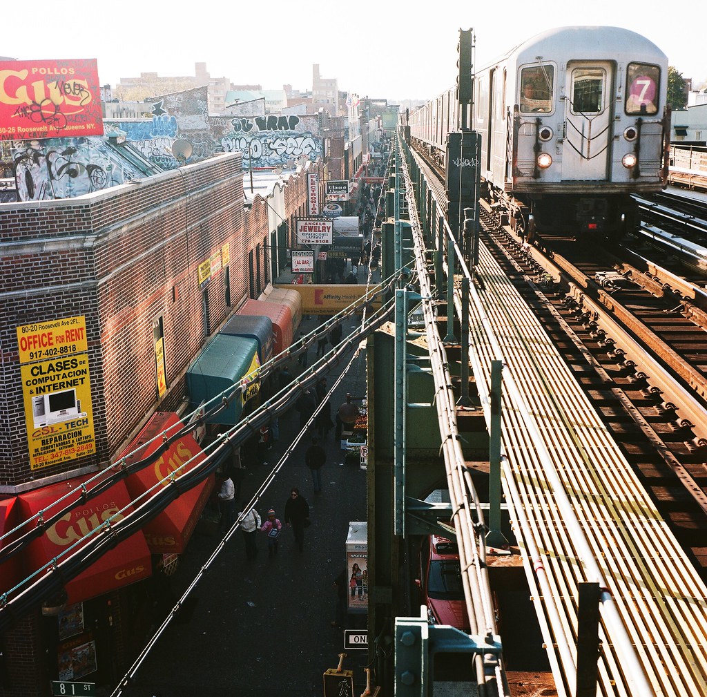 Roosevelt Ave, Jackson Heights, Queens (Lubitel) Ravi J Flickr