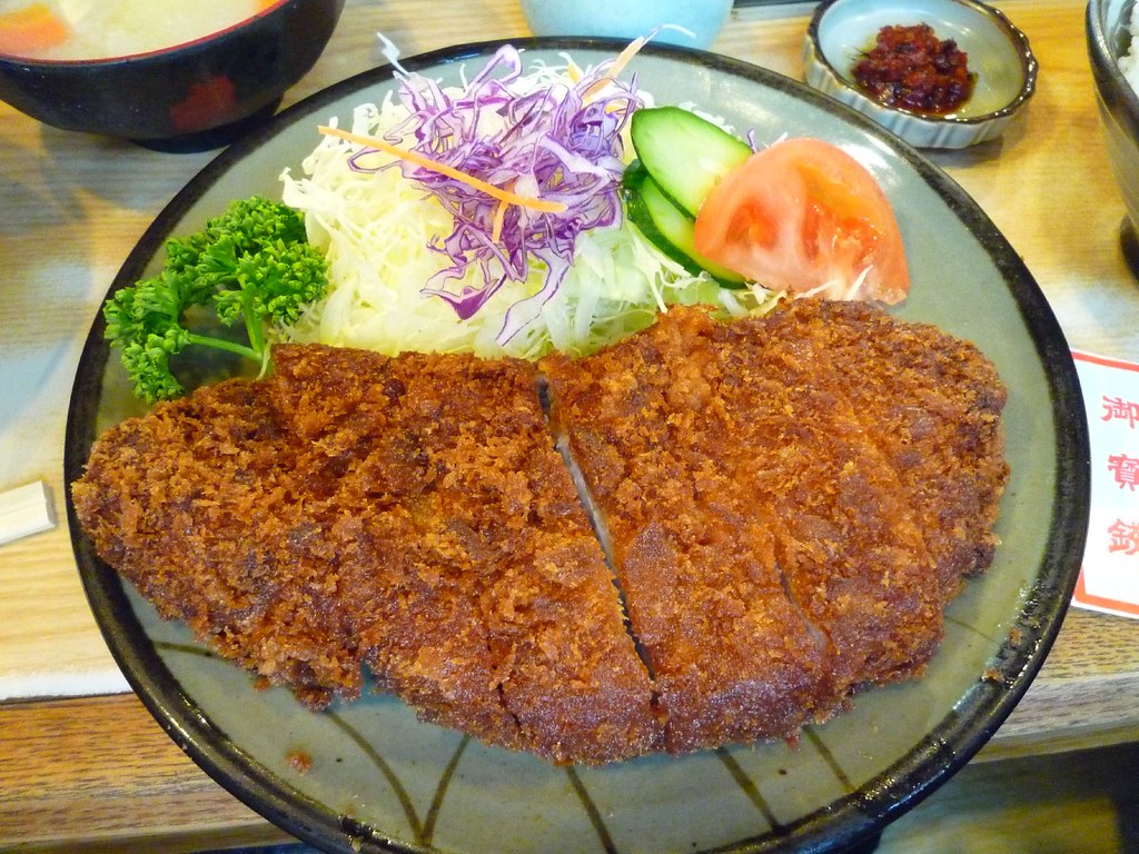 tonkatsu lunch Tonchinkan in Shinjyuku, Tokyo pork loin t