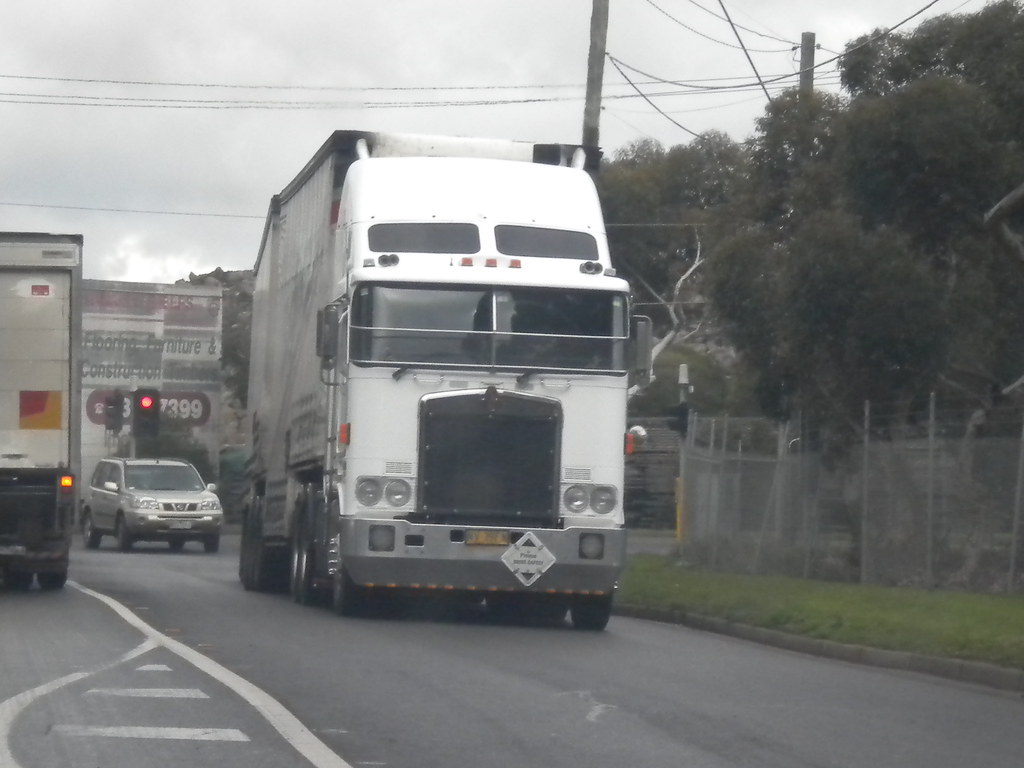 Bagtrans Kenworth K104 Bagtrans Kenworth K104 Aerodyne pul… Flickr