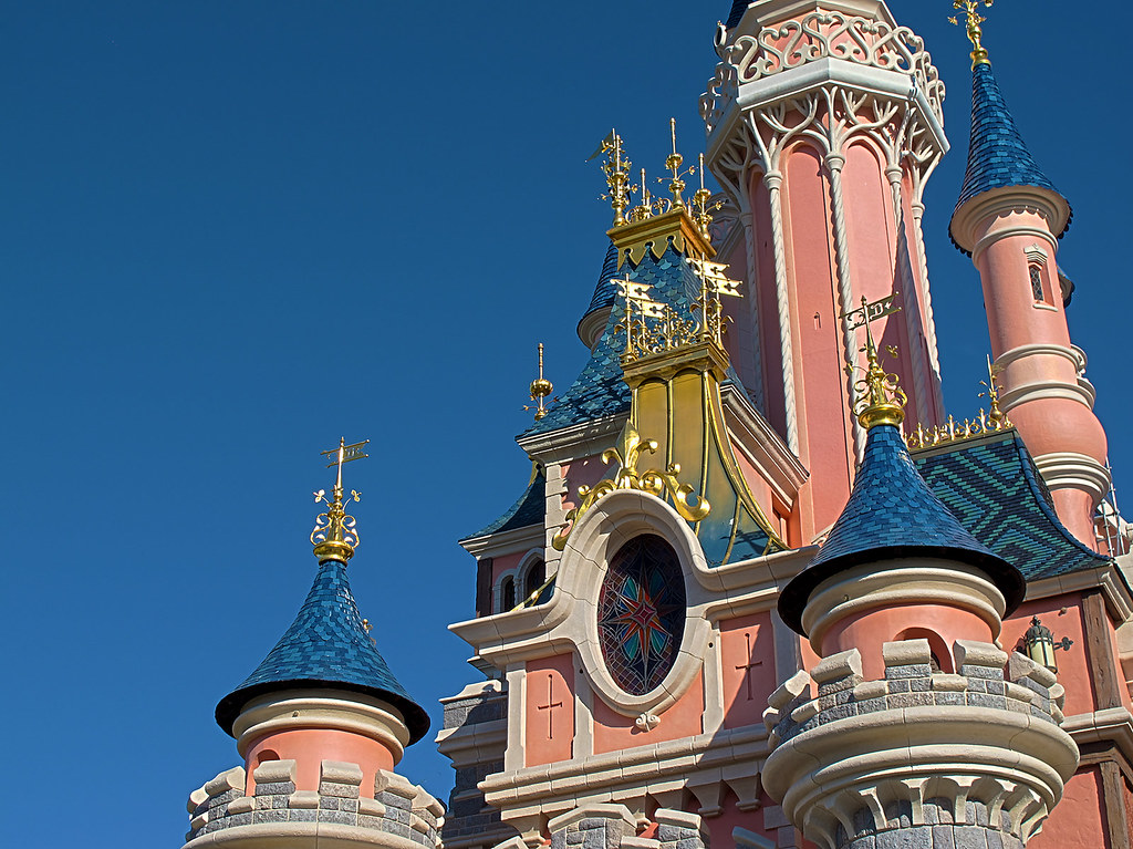 Le Château de la Belle au Bois Dormant English The Castle… Flickr