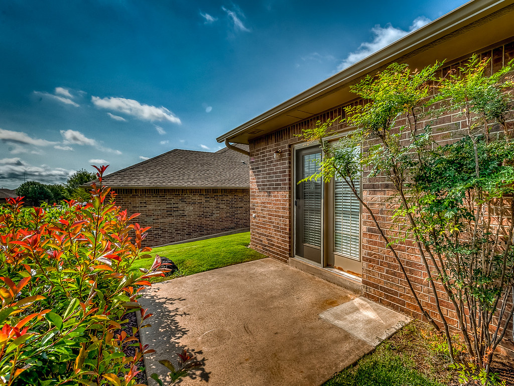 Vintage Gardens 1800 NW 161 St Edmond OK Front Patio Bill Wilson