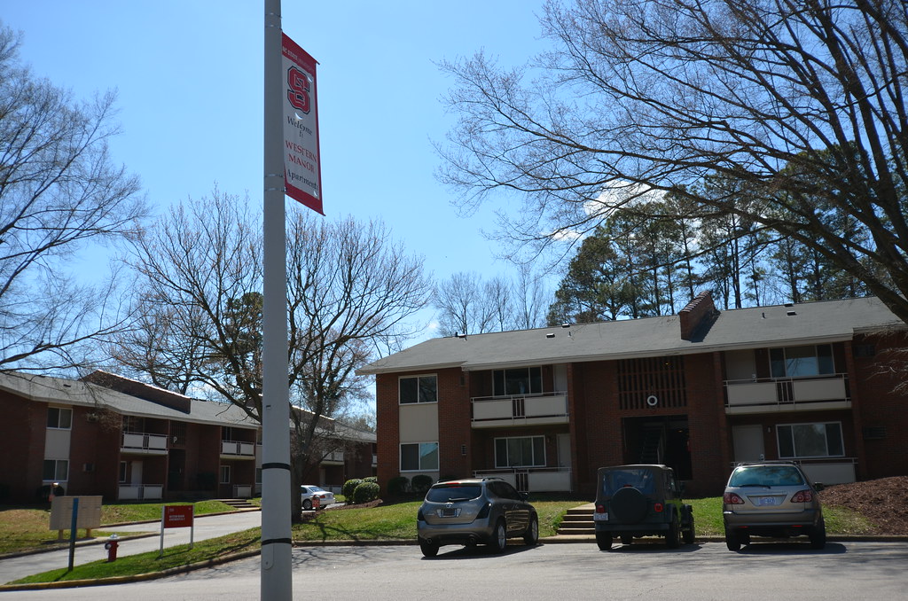 Western Manor Apartments NCSU oncampus apartments Flickr