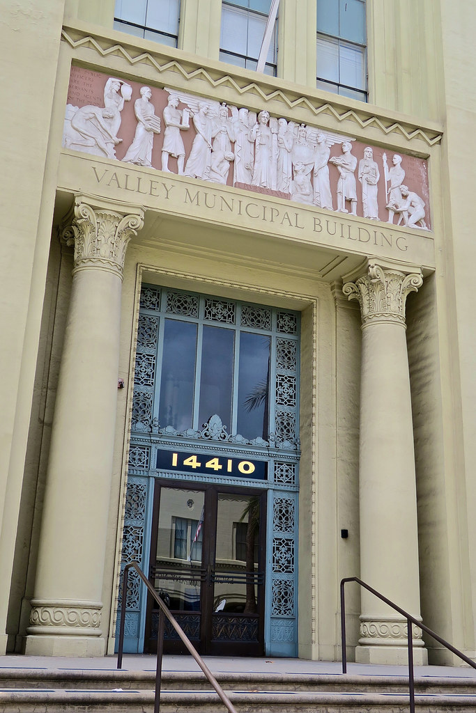 Valley Municipal Building, Los Angeles, CA Valley Municipa… Flickr