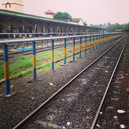 calicut railway station rail platform kerala kozhik… Flickr