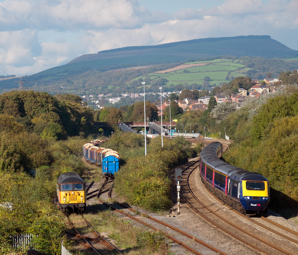 HST Briton Ferry An HST speeding through at Briton Ferry… Flickr