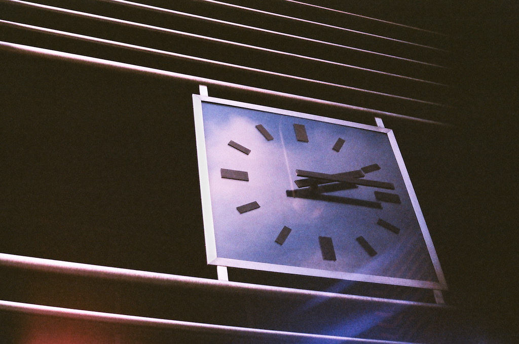 Time is ticking away… Piotr Cieślak Flickr