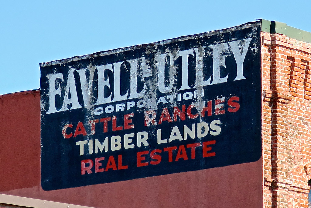FavellUtley, Lakeview, OR Painted advertisement for Favel… Flickr