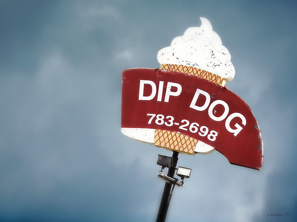 dip dog Marion, Smyth County, Virginia 2035 Lee HIghway Si… Flickr