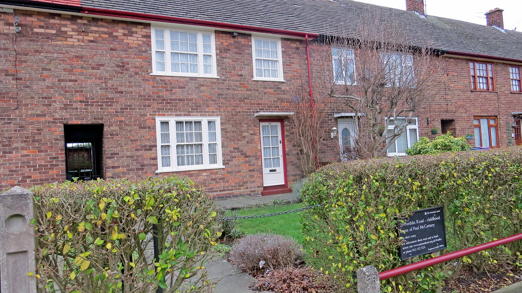 26 Forthlin Road, Liverpool childhood home of Harri… Flickr