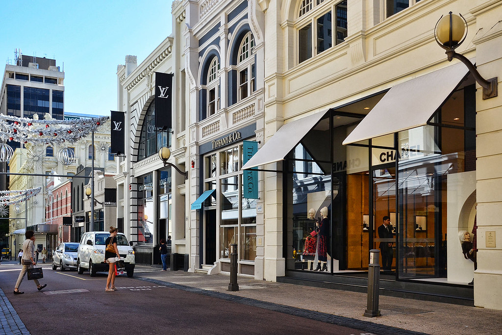 King Street The high end stores of brand goods along King … Flickr