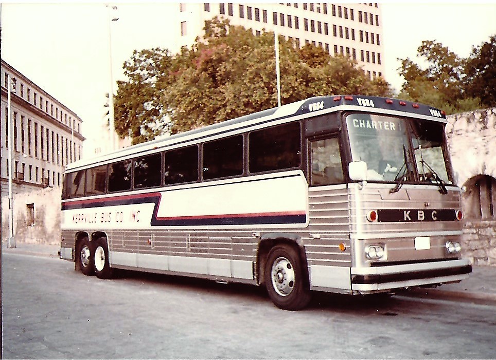 Kerrville Bus Company V684 MCI Photo Tom Langford San Anto… Flickr