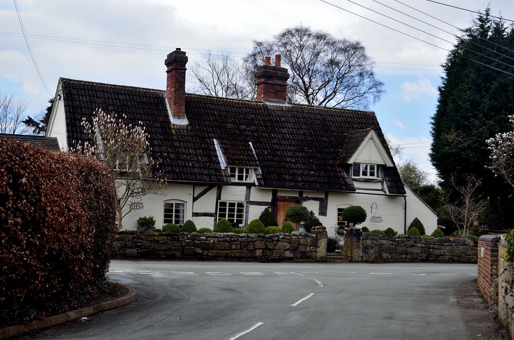 14, the Village, WaltonontheHill, Stafford Grade II Lis… Flickr