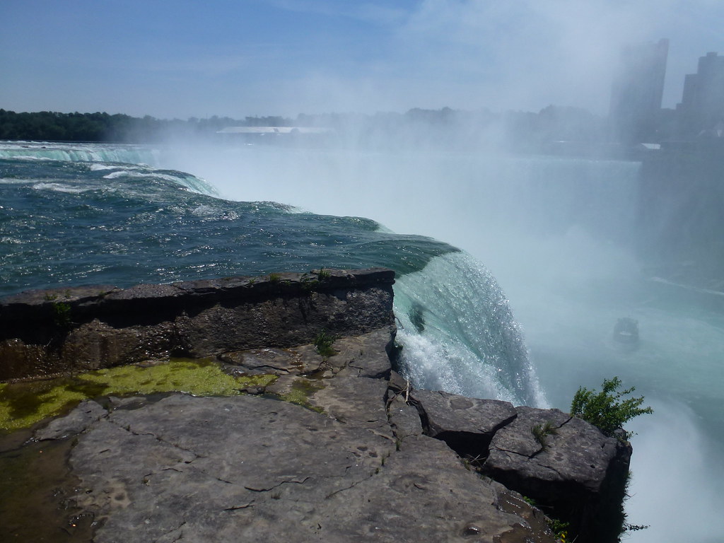 Horseshoe Falls View of the Horseshoe Falls from the Ameri… Mark