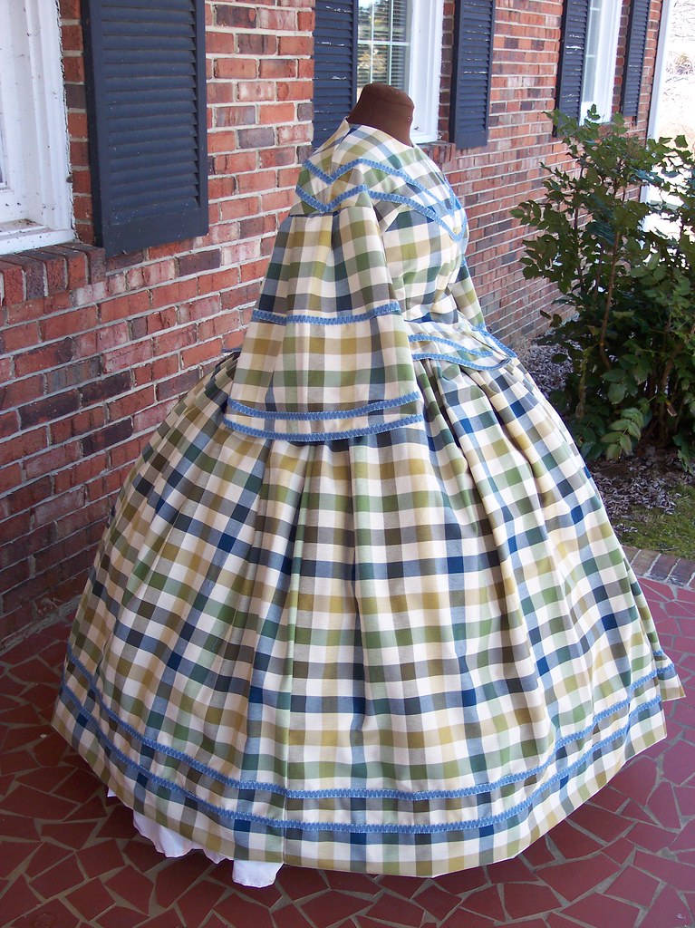 Plus size civil war dress 44 inch waist available at cumbe… Flickr