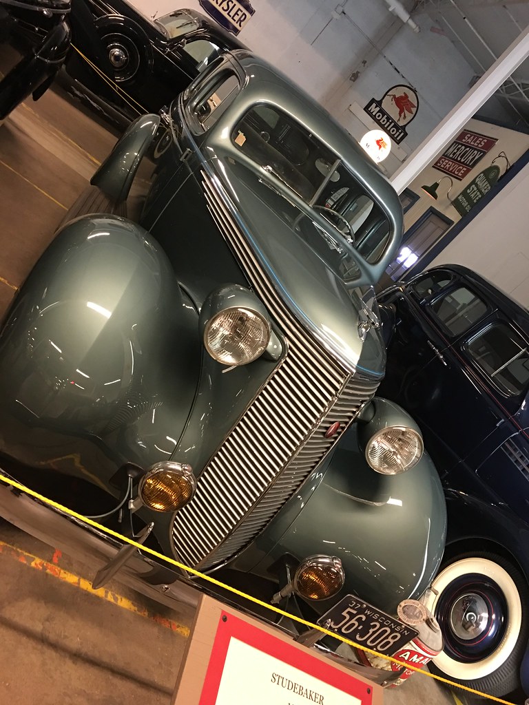 Cars of the Wisconsin Auto Museum. Nanna J Flickr