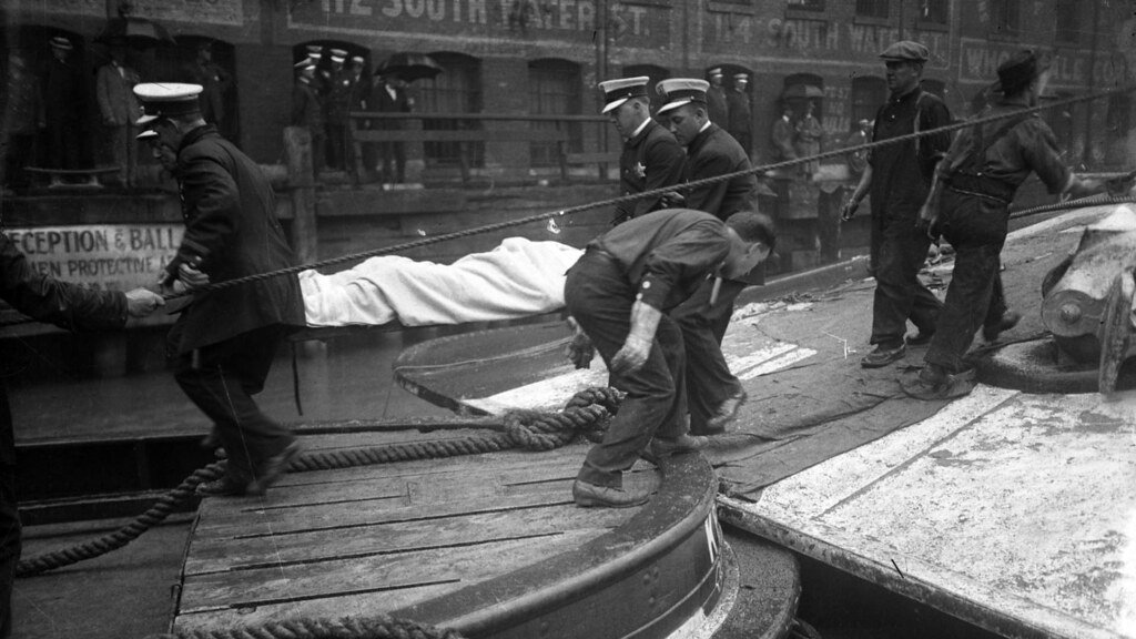Eastland Recovery The Eastland Disaster While still pa… Flickr