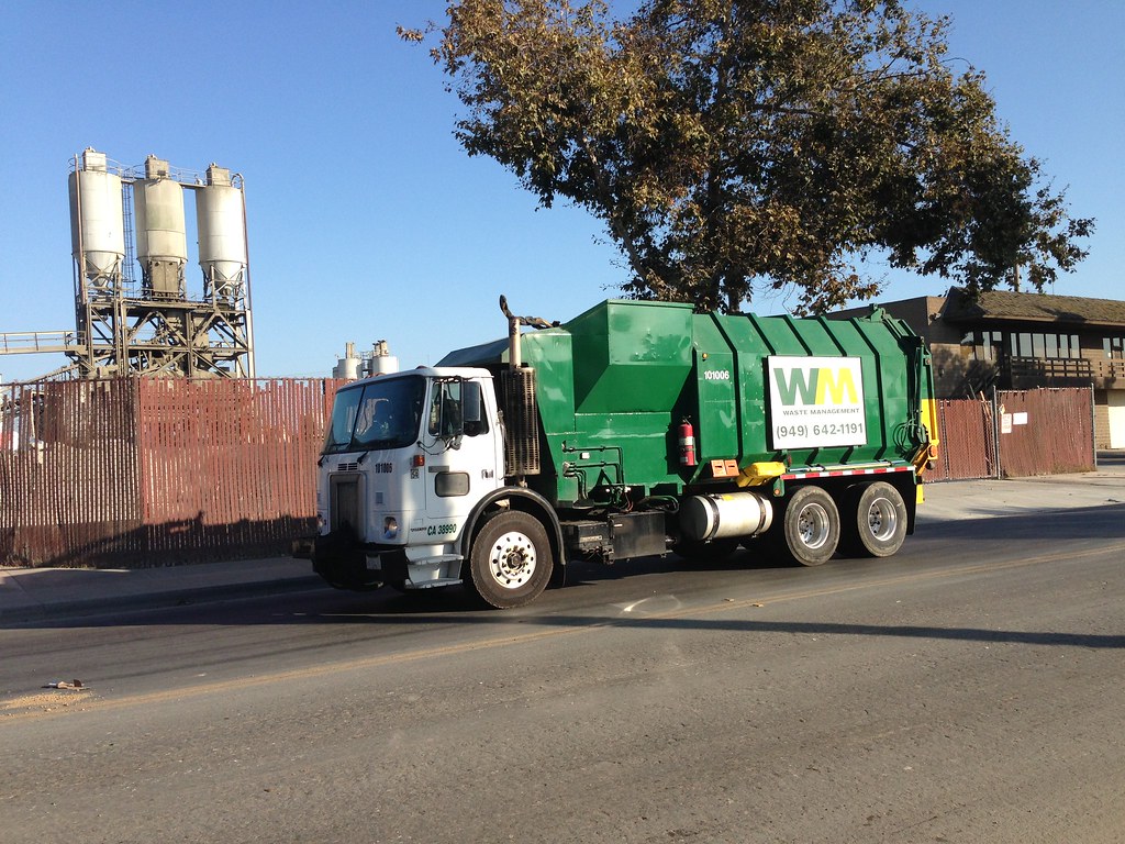 Waste Management Trucks Moises5420 Flickr