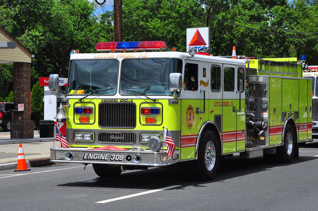 Little Ferry Fire Department Little Ferry Hose Co. 1 Engin… Flickr