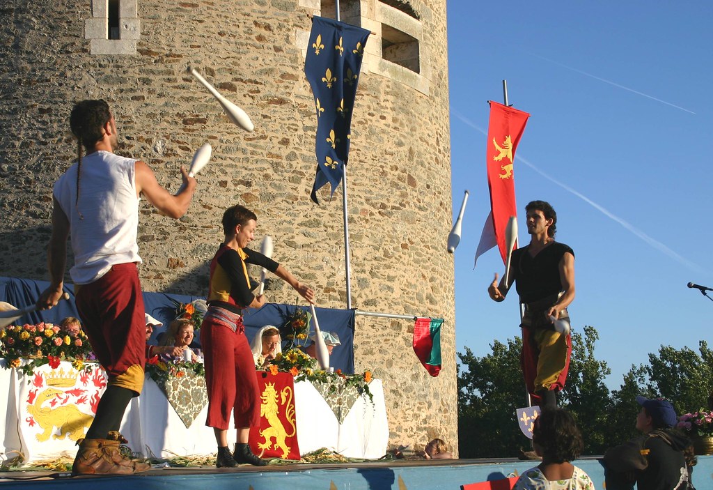 Apremont Vendée Château en fête 18 Office de Tourisme d'Apremont et