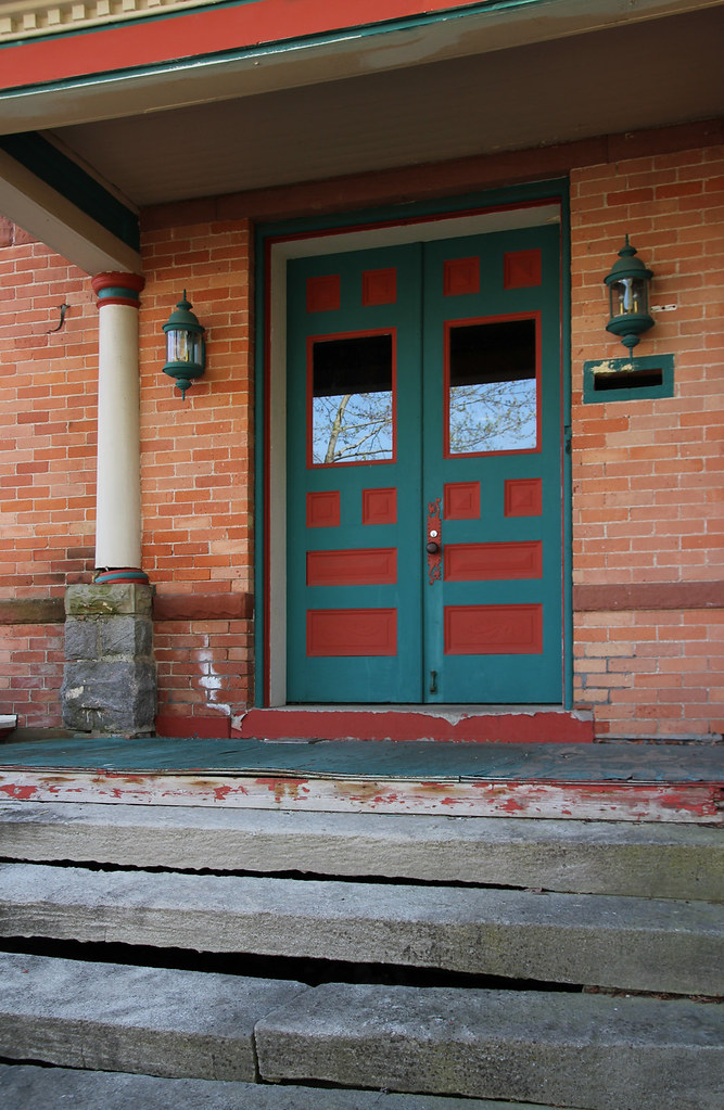 Entrance, Christmere House — Sturgis, Michigan Christopher Riley Flickr