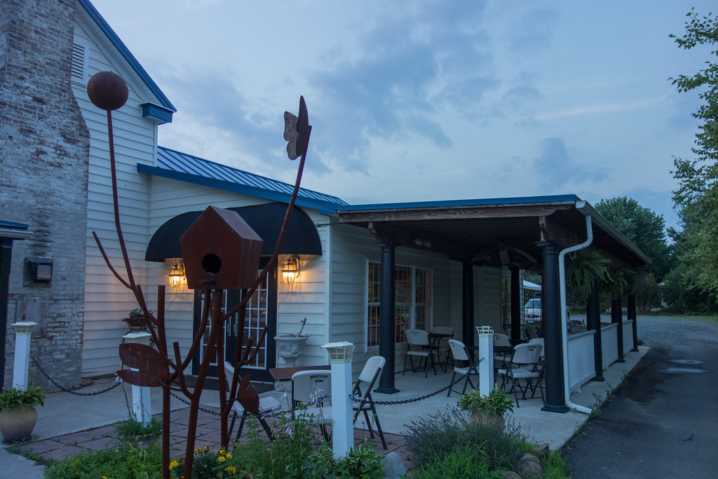 Market Table Bistro Located in Lovettsville, VA has top qu… Flickr