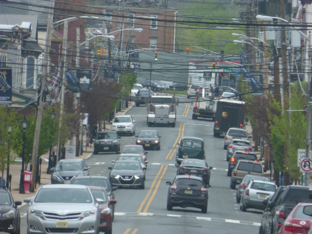 Main Street (U.S. Route 46), Hackettstown, NJ R36 Coach Flickr