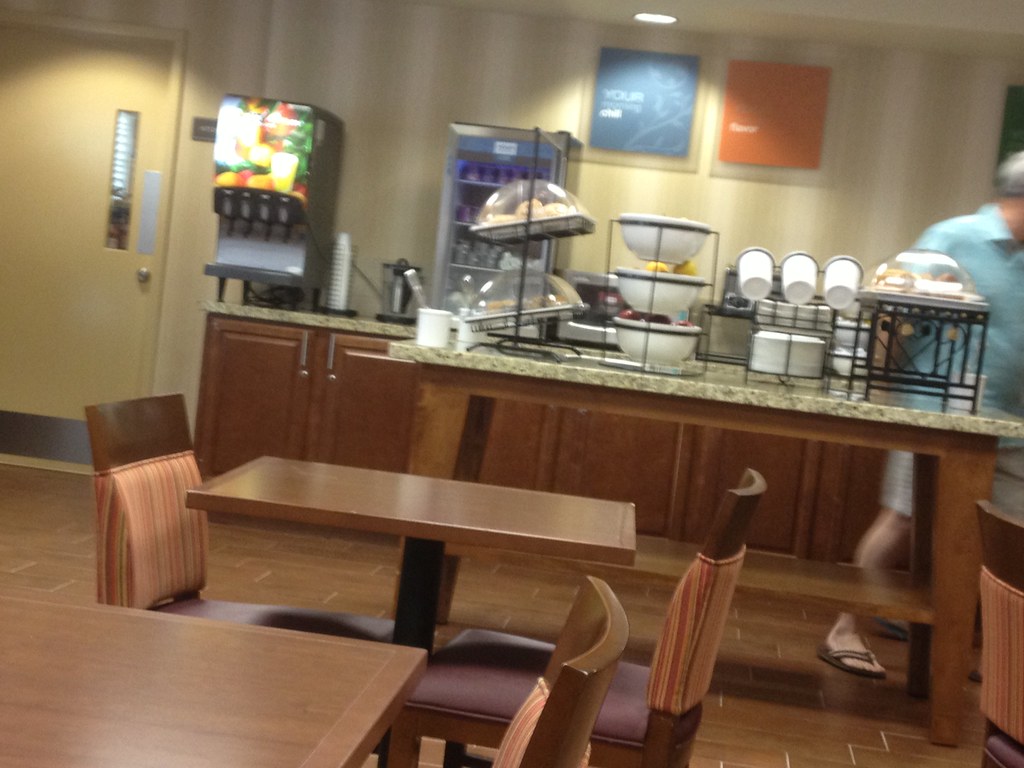 The Breakfast Bar at the Comfort Inn, Fort Bragg Haydn Blackey Flickr