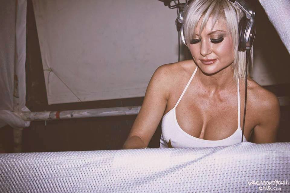 1080980_10152143053062589_1525816_n | Mia Monroe | Flickr