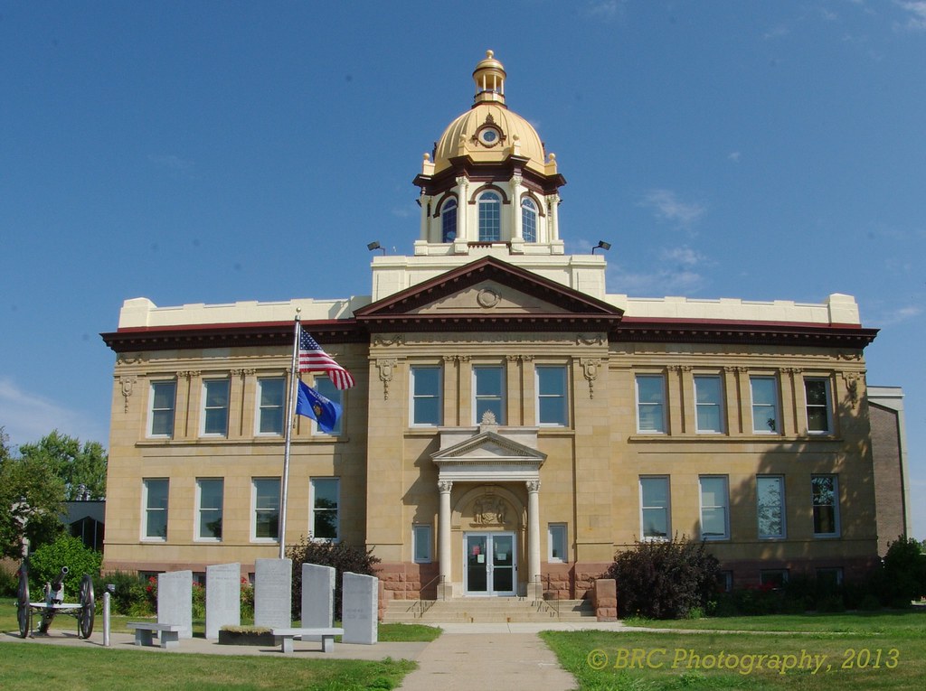 Pierce County Court House Ellsworth, Wisconsin Pierce Co… Flickr