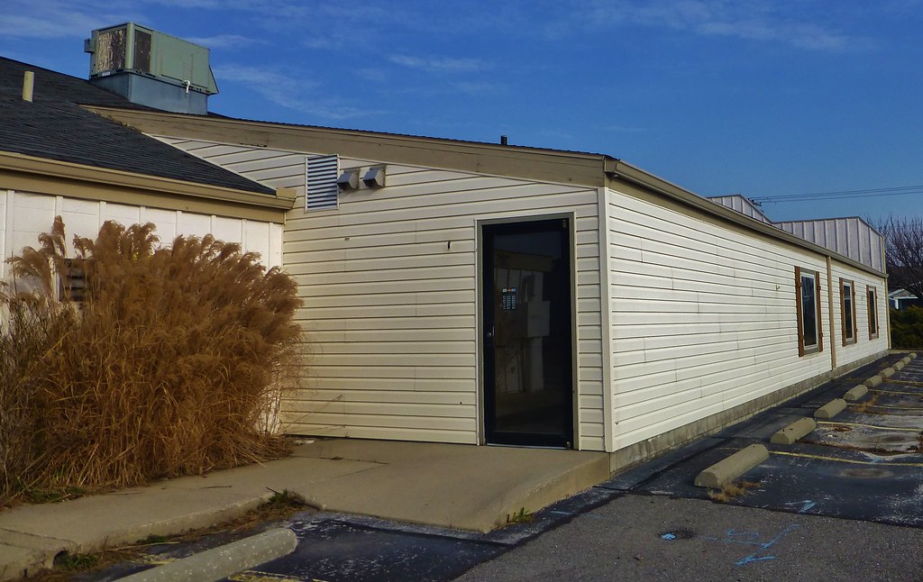 Dead Ponderosa Fremont 1430 Oak Harbor Road in Fremont, Oh… Flickr