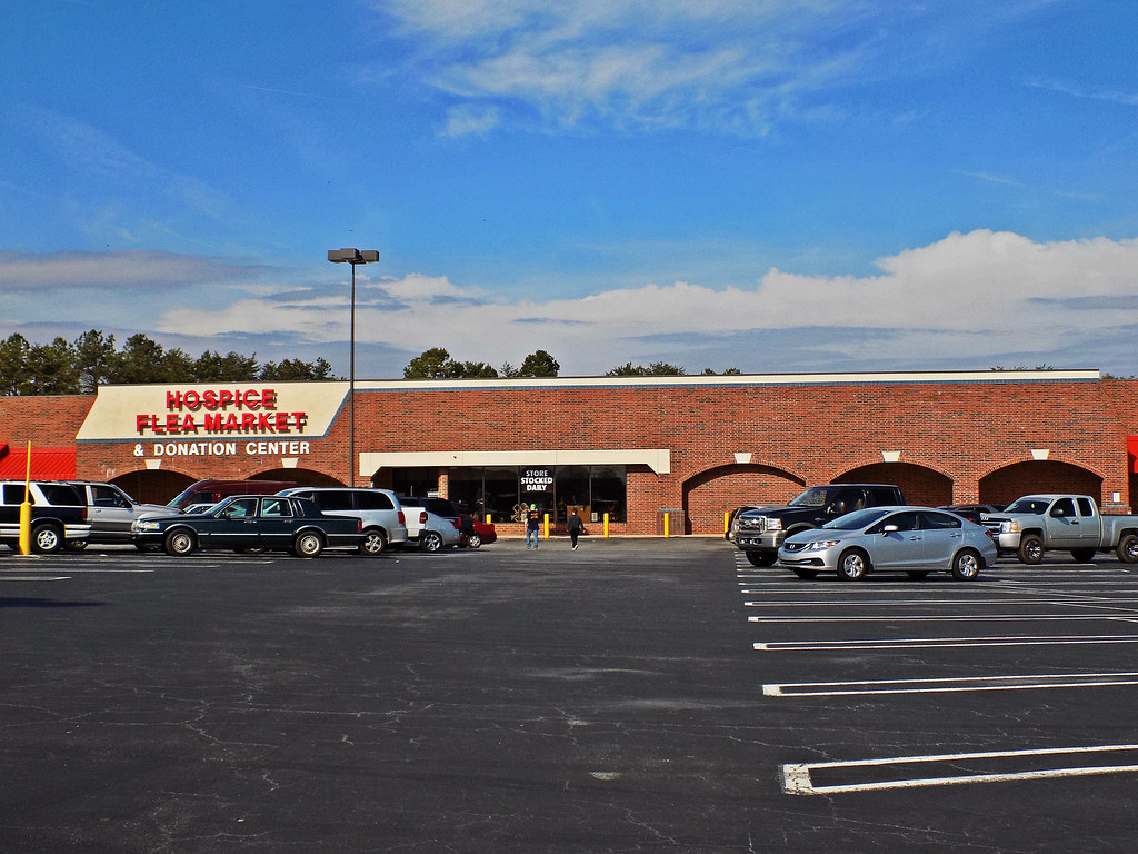 Hospice Flea Market of Haw River, NC Former Winn Dixie Mike Flickr