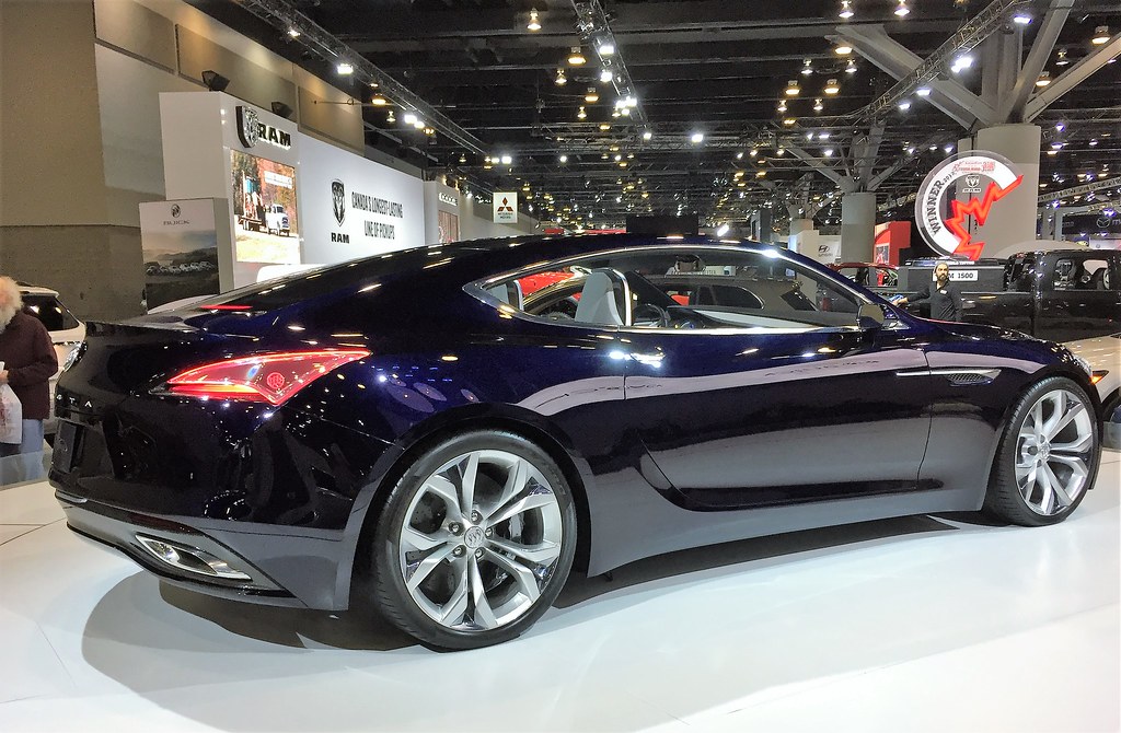 Buick Avista a photo on Flickriver