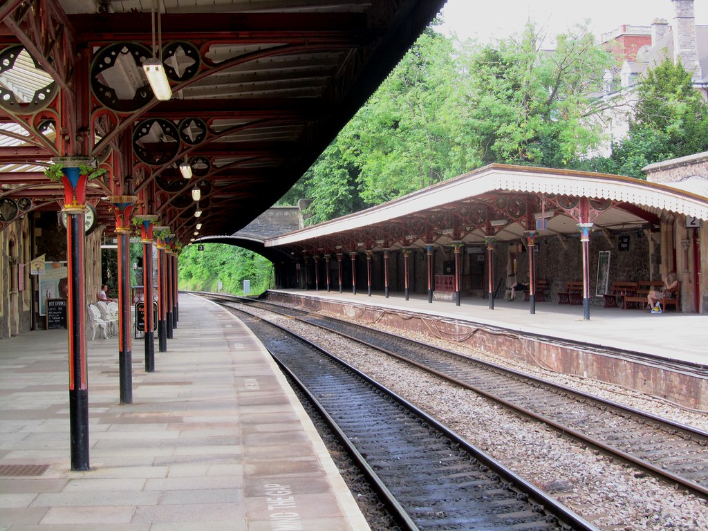 Great Malvern Railway Station The charming Victorian Great… Flickr