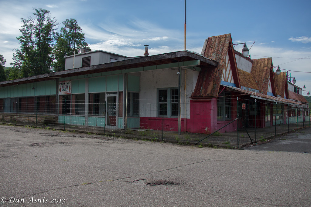Red Apple Rest Tuxedo,NY Once a popular stopping point on … Flickr