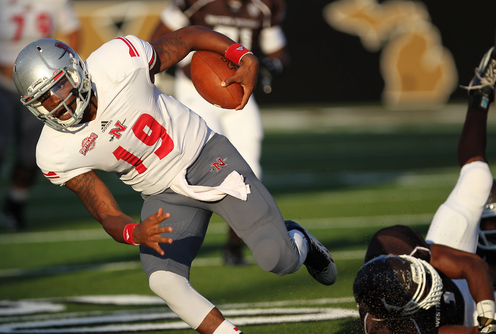 WMUNIcholls8 Nicholls quarterback Kalen Henderson rushes a… Flickr