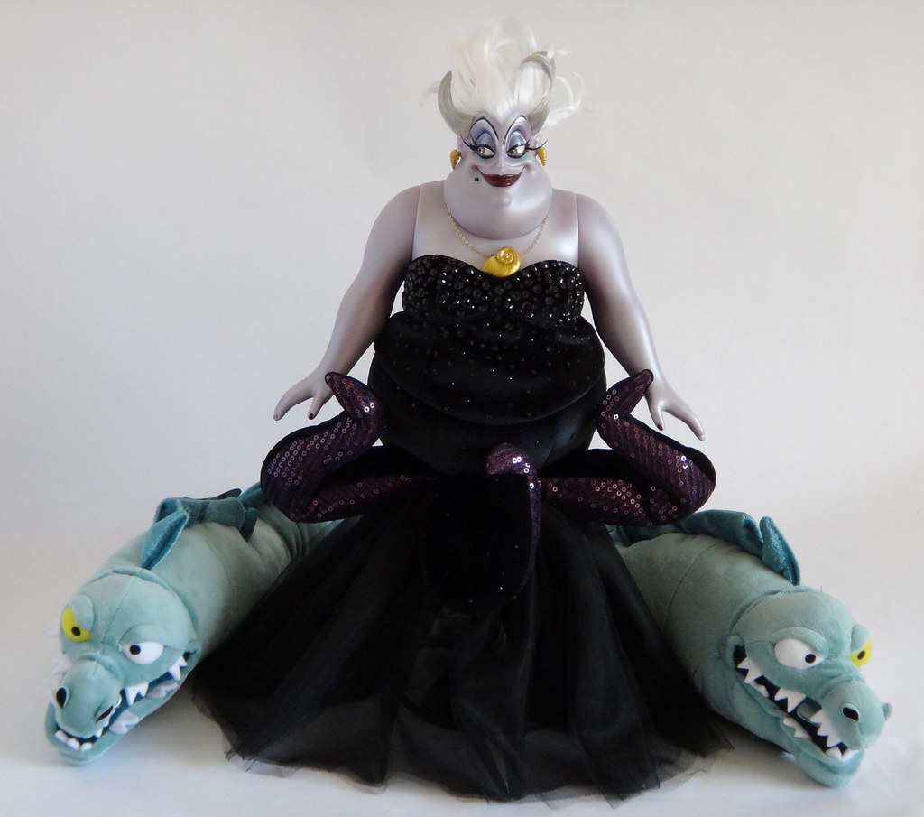 LE Ursula 17'' Doll with Flotsam and Jetsam 16'' Plush T… Flickr