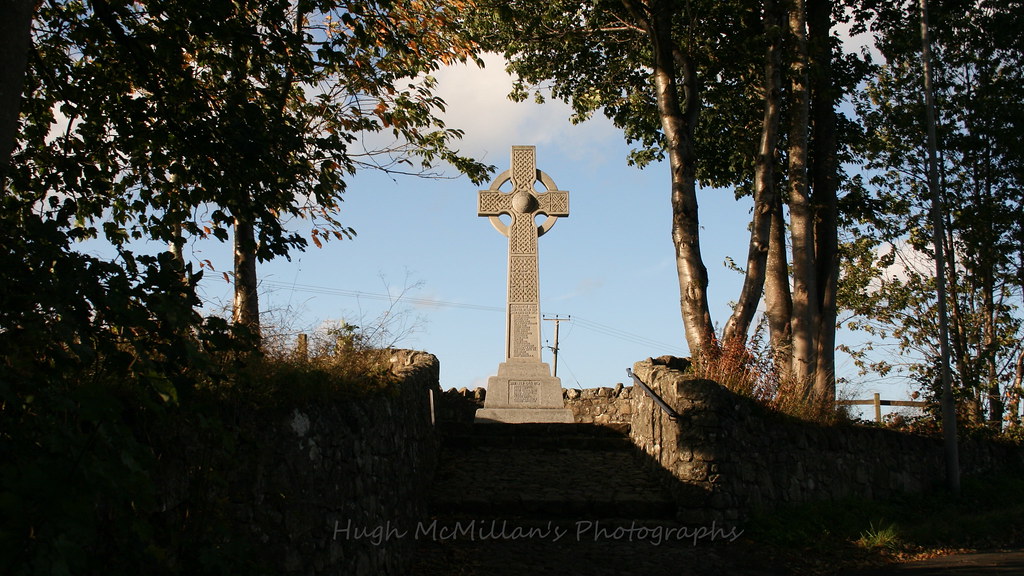 The War Memorial, Houston, Renfrewshire, Scotland. Flickr