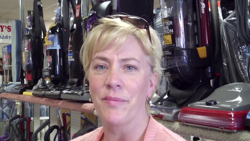 Best Vacuum Cleaner for Cat Hair Review Michelle Barroso… Flickr