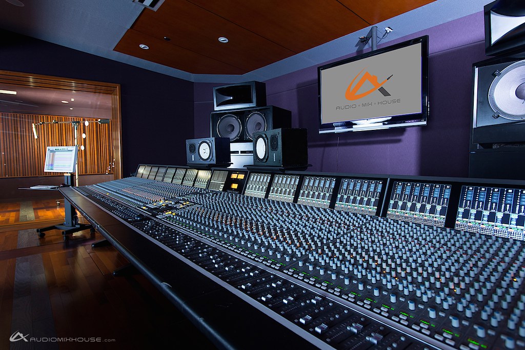 Design Your Dream Music Studio DIY PC Build for Production (How to