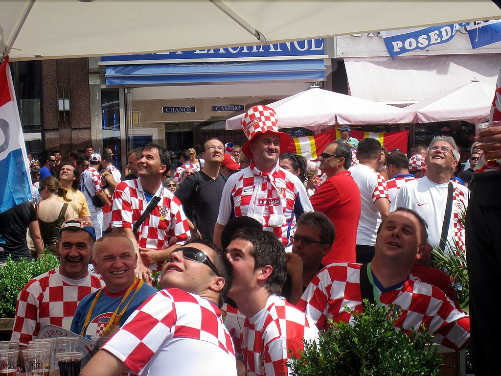Football fans. Vienna, Austria Saw the goal by TV Andrey Talalov