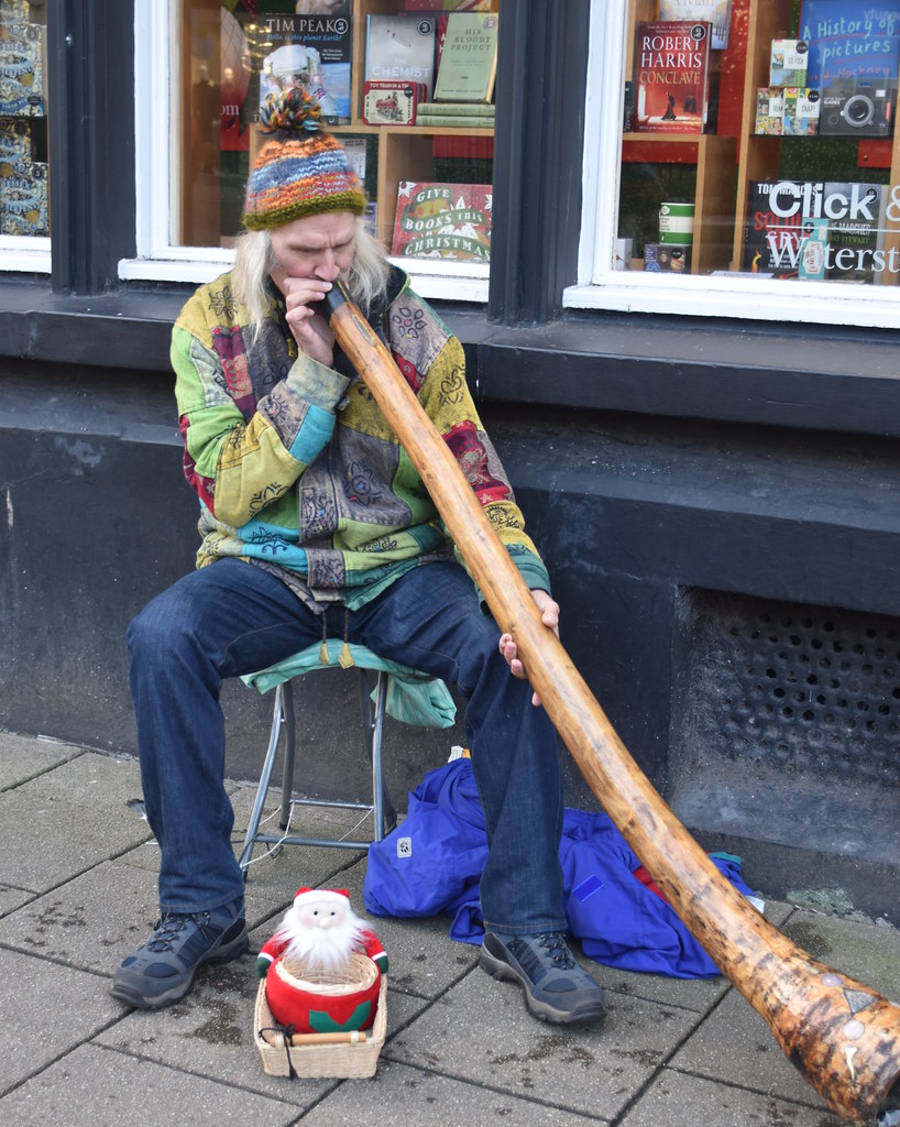 Didgeridoo The didgeridoo of the Australian Aborigine come… Flickr