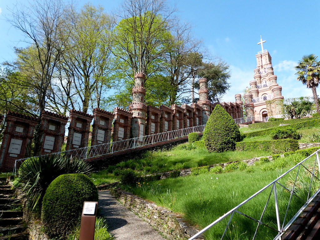 La Rabatelière La Rabatelière, sanctuaire de la Salette, R… Flickr