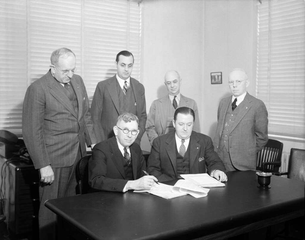 N_53_16_2037 Raleigh Housing Authorities Commissioners 194… Flickr