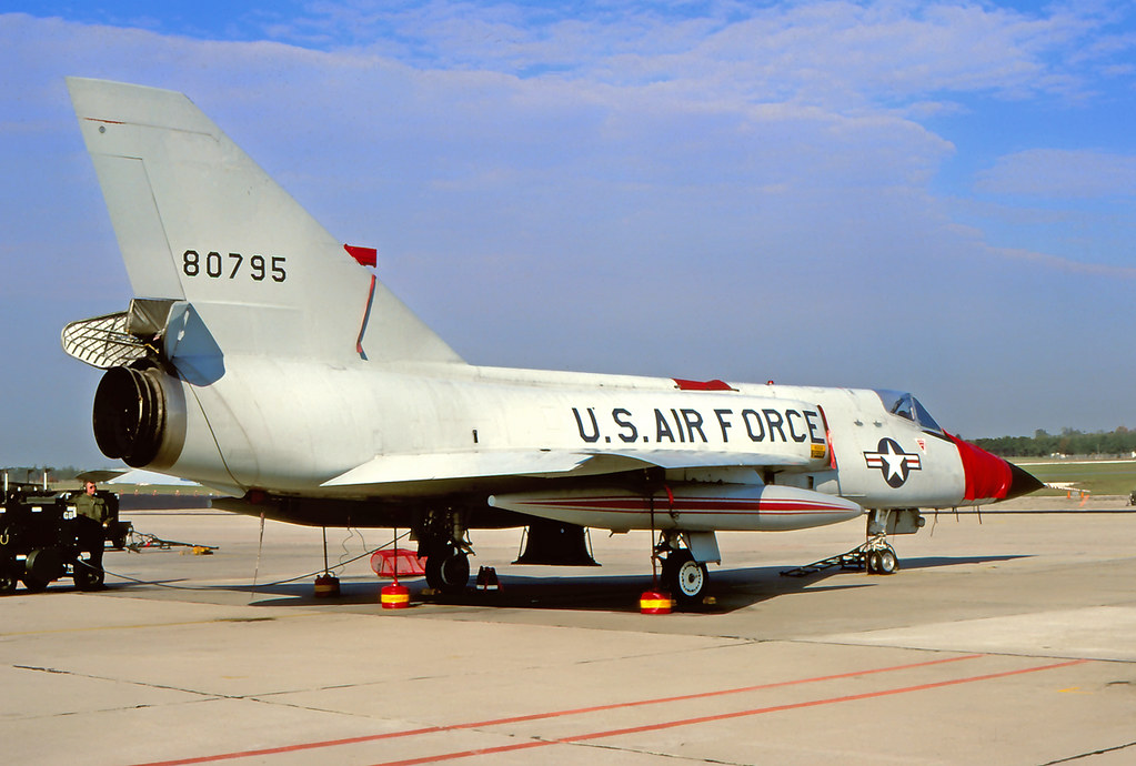 580795 F106A. 325 FWW / 2 FWS. Tyndall AFB, Florida. 198… Flickr