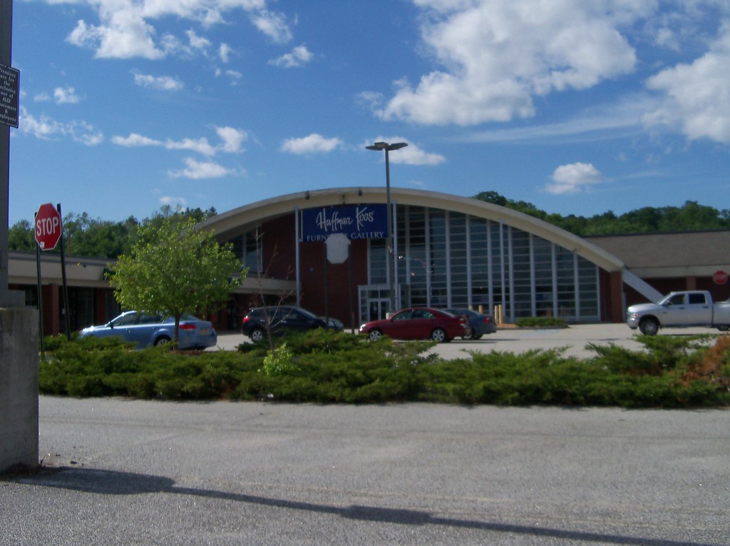 ShopRite Middletown, NY 303 Rt. 211 E; an older ShopRi… Flickr