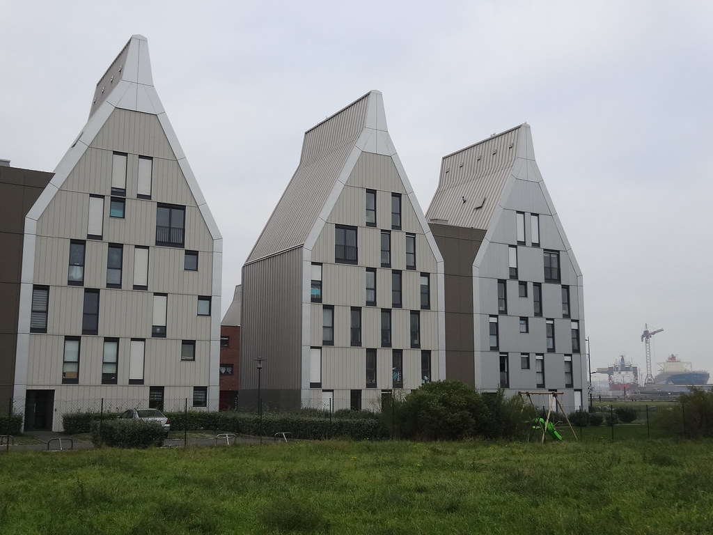 Dunkerque Logements Neptune This is a housing complex in … Flickr