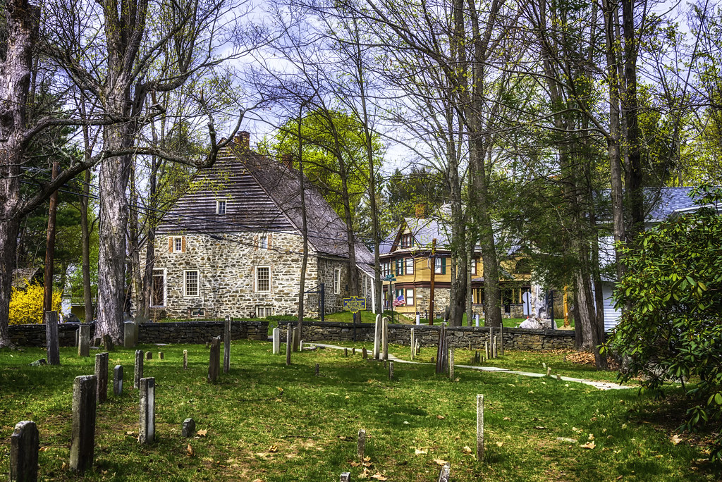 Huguenot Street 2 New Paltz, NY John Leighton Flickr
