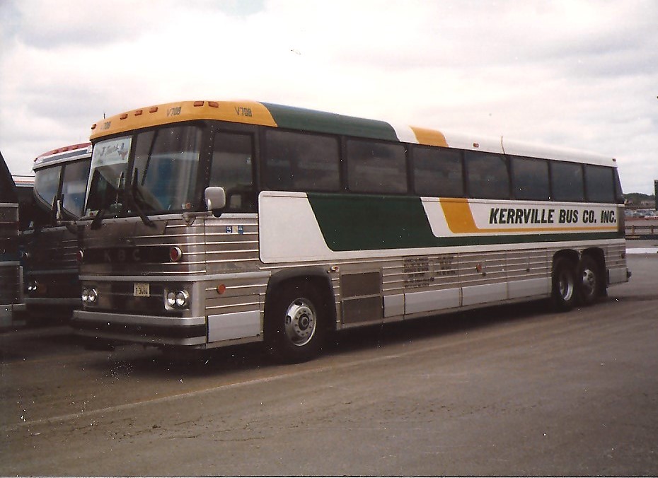 Kerrville Bus Company V708 MCI Photo Tom Langford Austin,T… Flickr