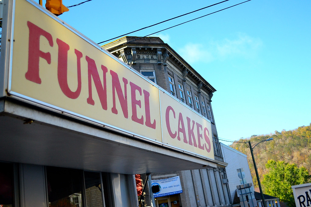 Historic Hinton,WV Hinton, WV during Railroad Days Jack Wade Flickr